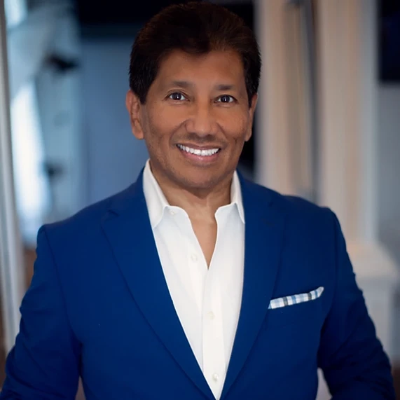 Photo of Carlos Semidei
