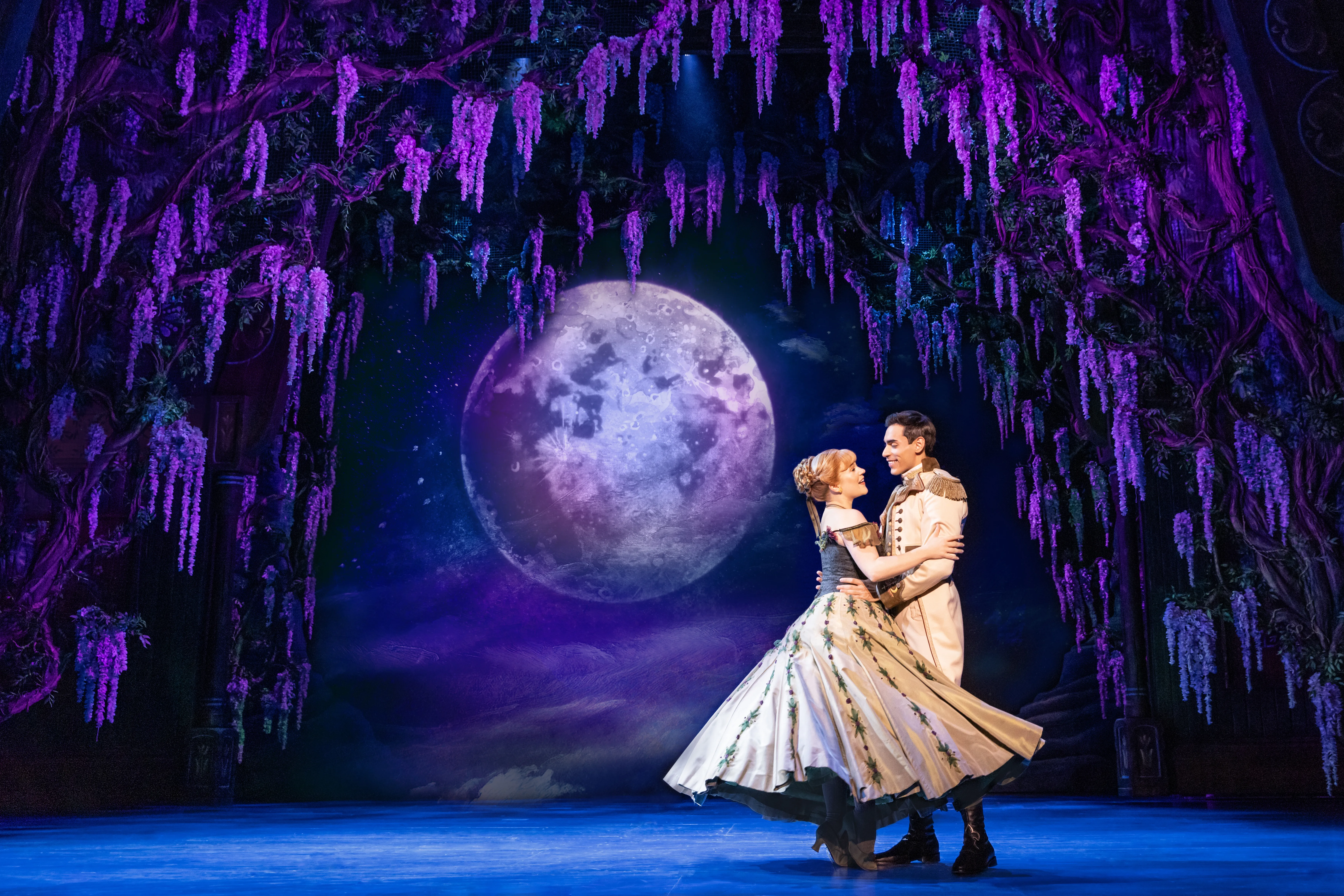 image from Enchanted Ice: The Stage Spectacle of Disney's 'Frozen'